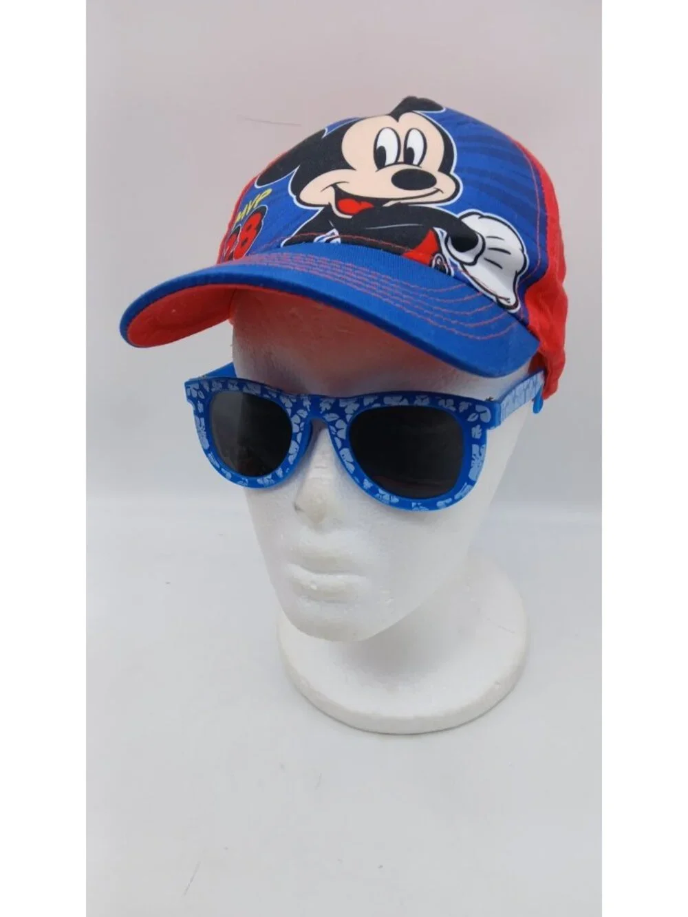 Disney Mickey Mouse  Shoes Light Up Sneakers Boys Size 7 Hat Fun Glasses Book